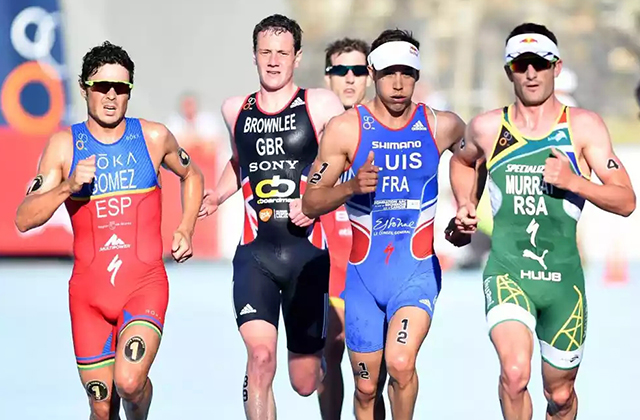 旋转的世界铁人三项（World Triathlon）全新logo